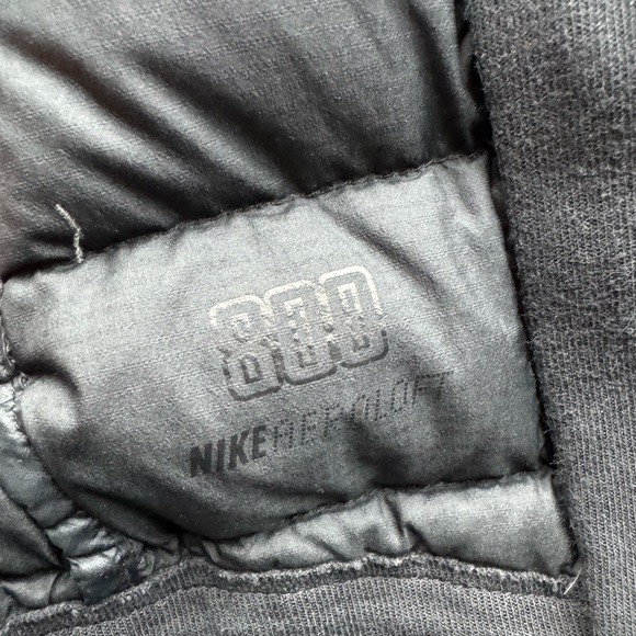 Nike women's Aeroloft Tech moto jacket 800 down fill- size M Rare! - Picture 9 of 9